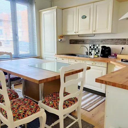 Ferienhaus Maison Confortable A Proche Du Centre Et Du Stade *