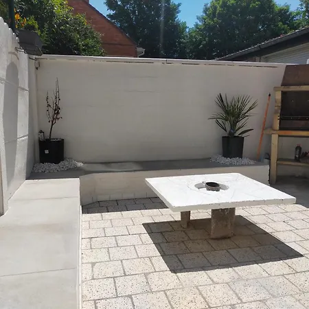 Hébergement de vacances Maison De 3 Avec Jardin Clos Et Wifi A *